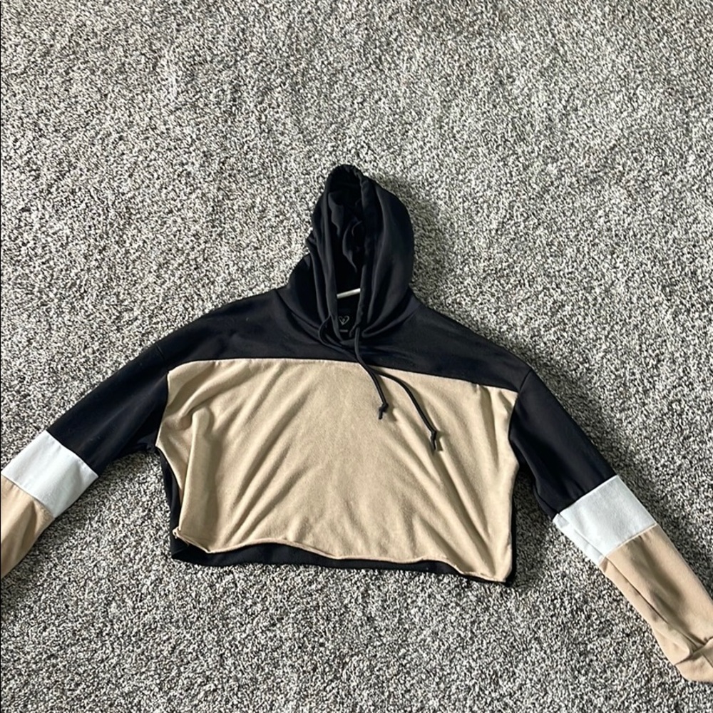 Windsor Tri-Color Crop Top
